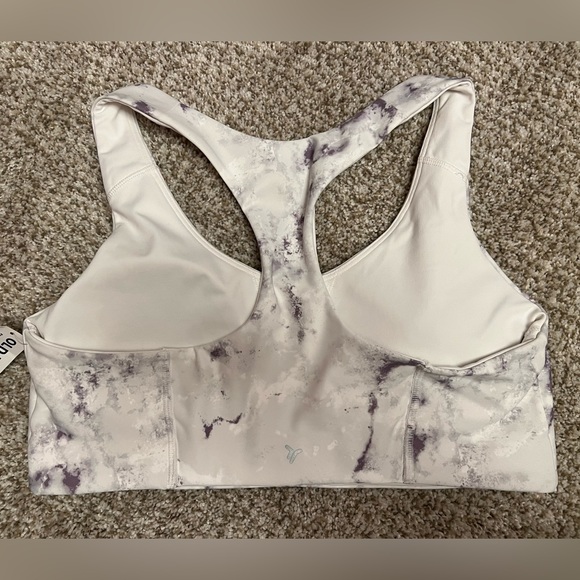 Old Navy Sports Bra - Picture 2 of 3